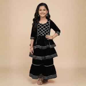 Midnight Tiered Diva